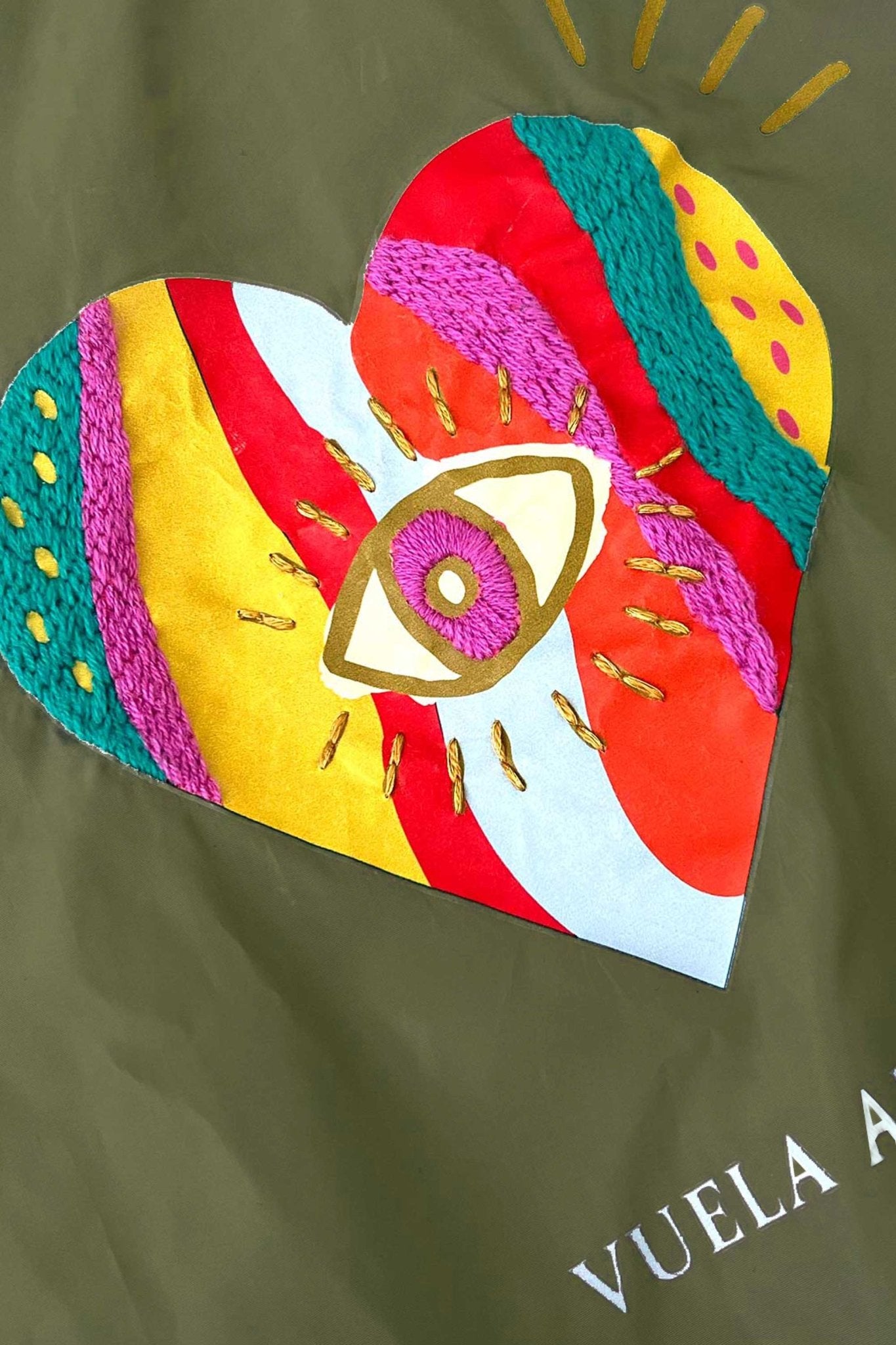 Chamarra Bomber Bordada - Vuela alto - LOVENOCK