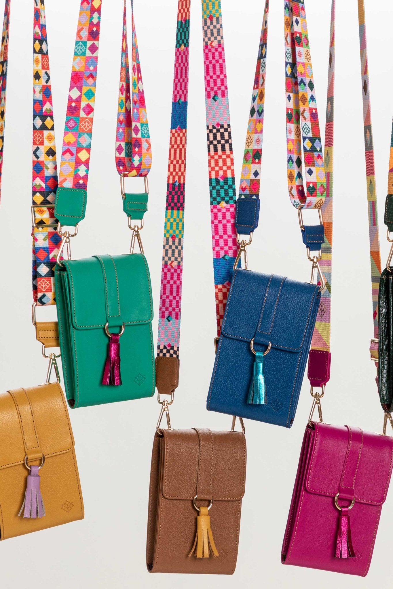 Crossbody Celular Esmeralda - Correa + pulsera - LOVENOCK
