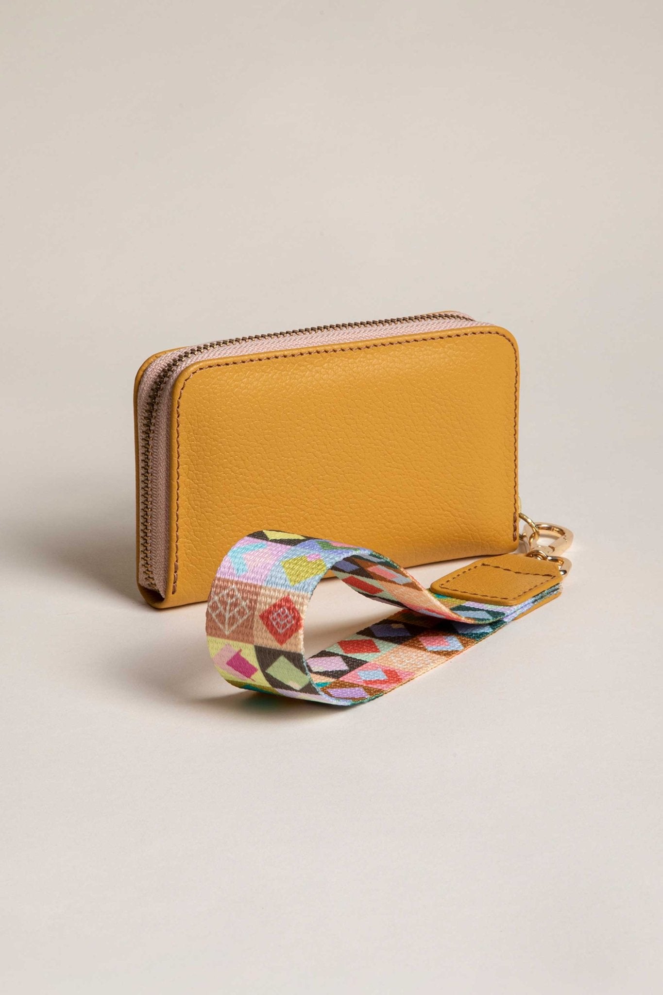 Cartera Mini Mostaza - LOVENOCK