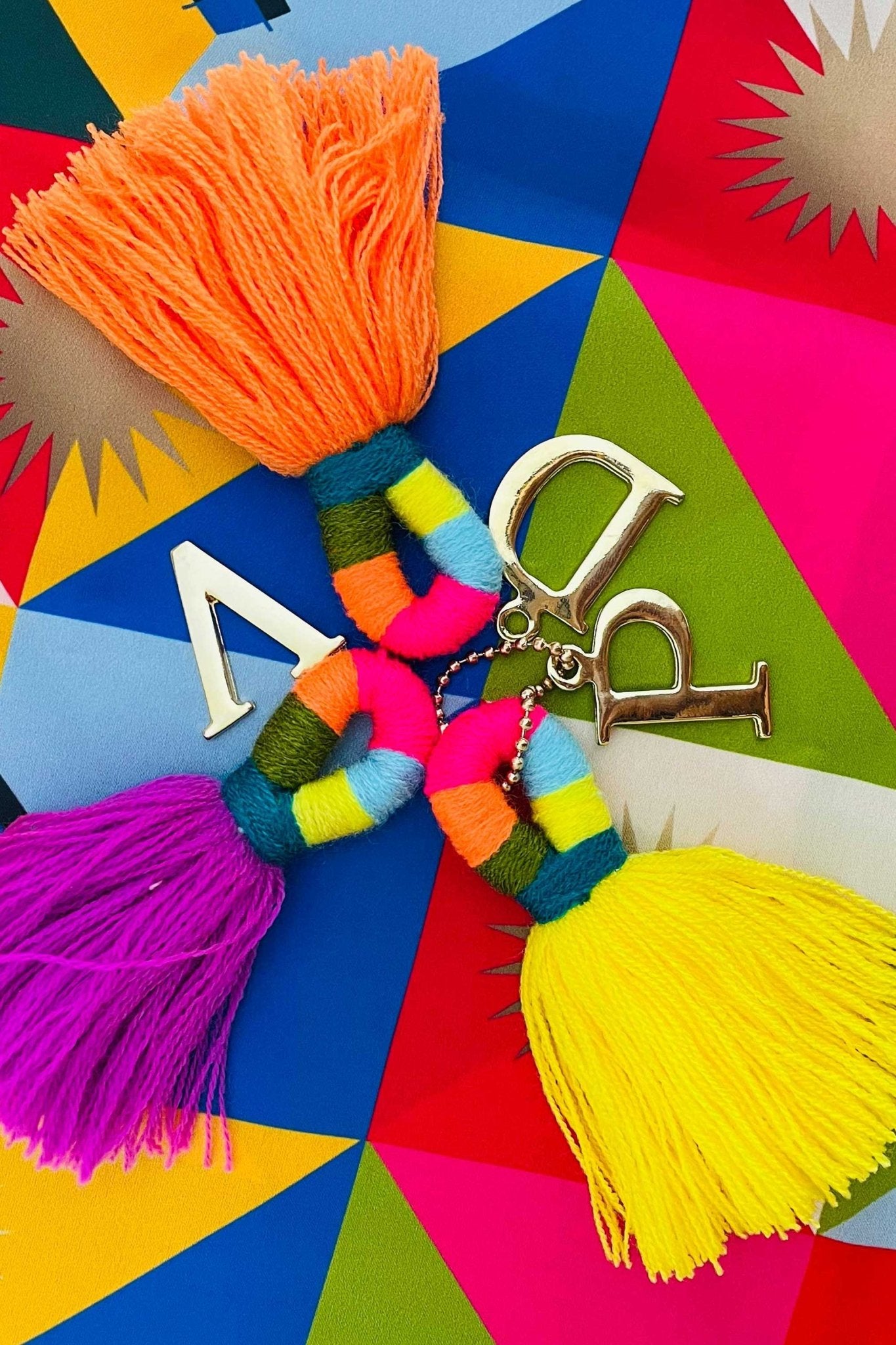 Personaliza tu Bolso - Charm con Inicial Metálica - Lila - LOVENOCK