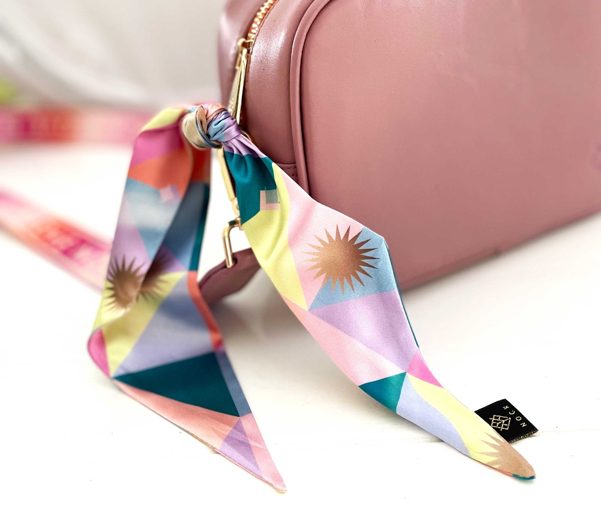 Scrunchie con lazo satín Pasteles - LOVENOCK