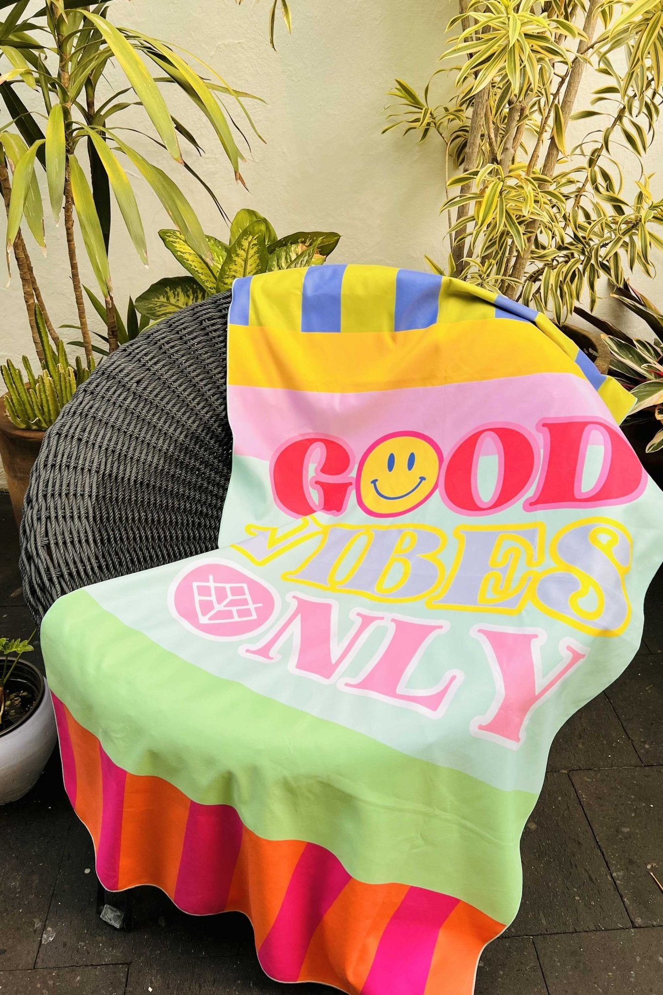 Toalla Good Vibes LoveNöck - LOVENOCK